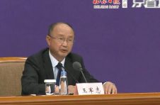 应急情况下，疫苗安全性有效性评价标准不能降低