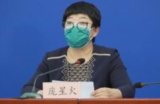 北京：隔离期满人员回家后，继续单独居住、就餐，减少与家人接触