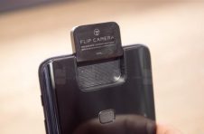 华硕ZenFone 7/7 Pro曝光：无刘海全面屏+翻转镜头