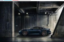 视频展示了新款保时捷911 Turbo
