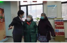 银行上门办实事 便民服务暖人心 银行上门办实事 便民服务暖人心