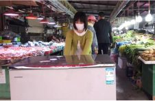 “冷柜买菜”小姐姐走红 容声冰箱将分享能“装”的秘密