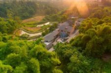 倪萍“回家”了，年夜饭里“威海海鲜”都吃啥~