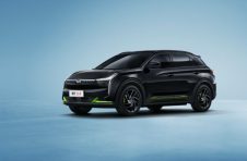 大雪已至，想买辆家用SUV？哪吒U-II值得关注