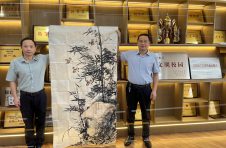 河南省罗山县第一实验小学校纪念120周年华诞校长胡天林接收作品